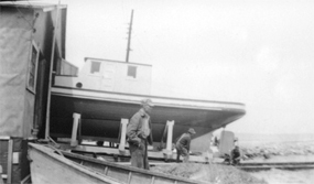 Drummond Island Tug Boat the Islander - story by Jill Brumwell